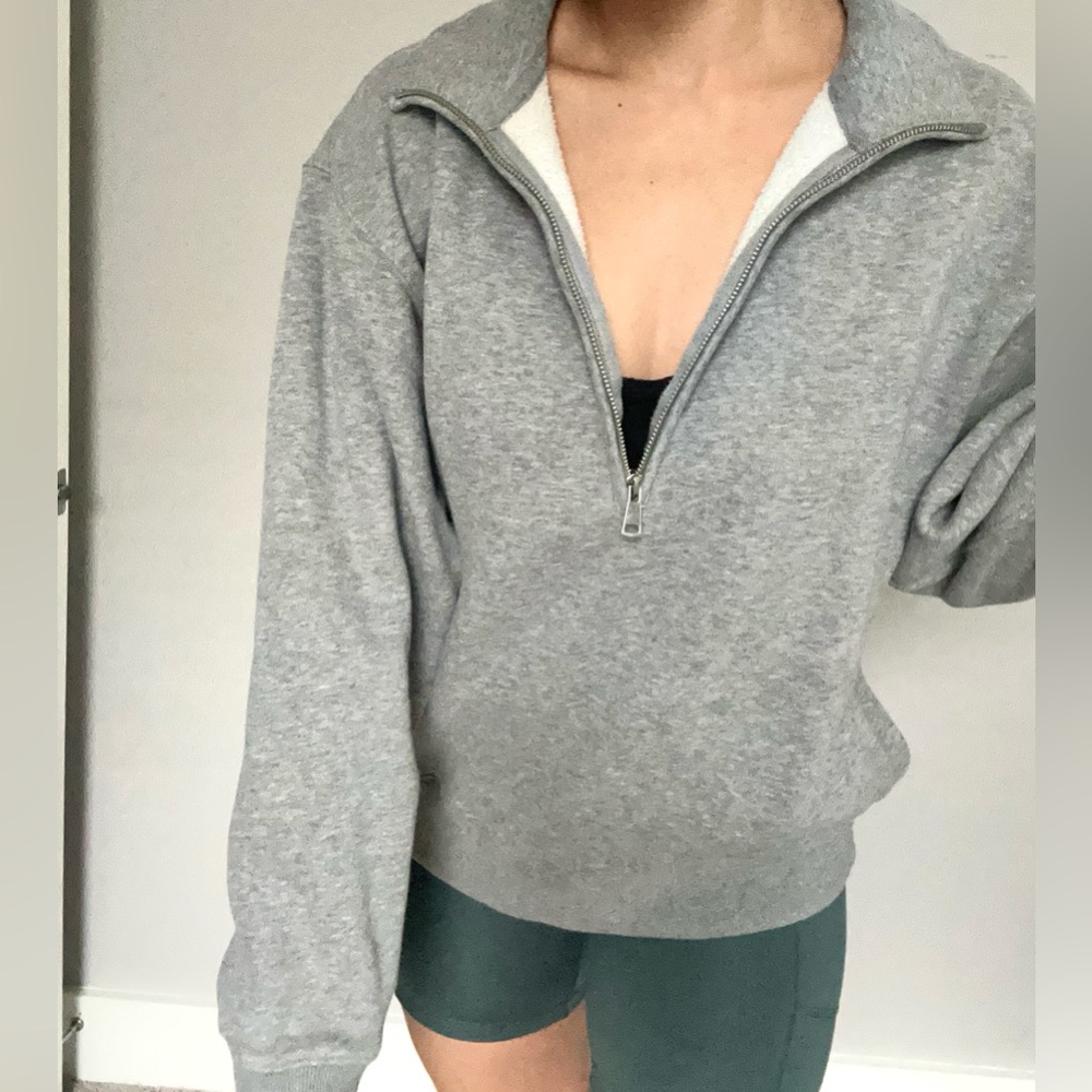 Heathers gray Abercrombie 3/4 zip sweater